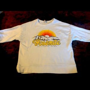 Yosemite women’s white crop top sweater size medium